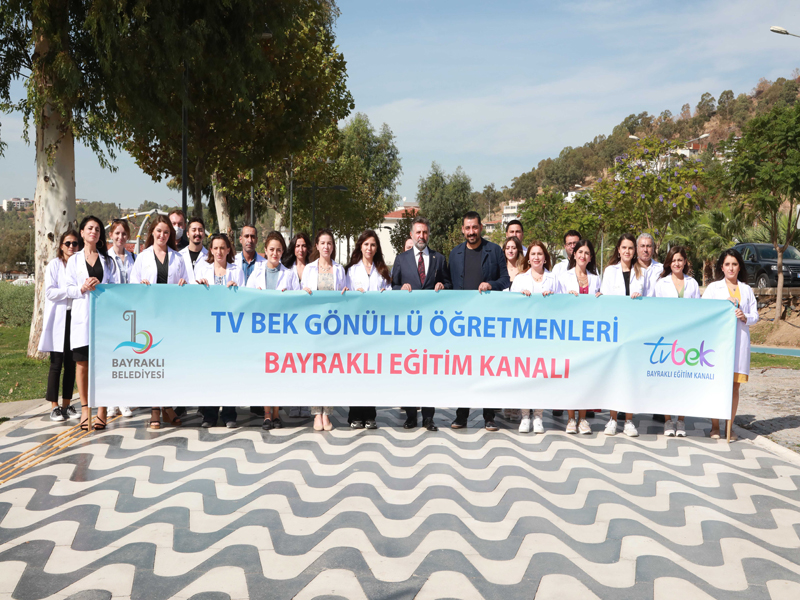 Pandemi’de Gönüllü Öğretmenler ’den Televizyonda Ders Başı